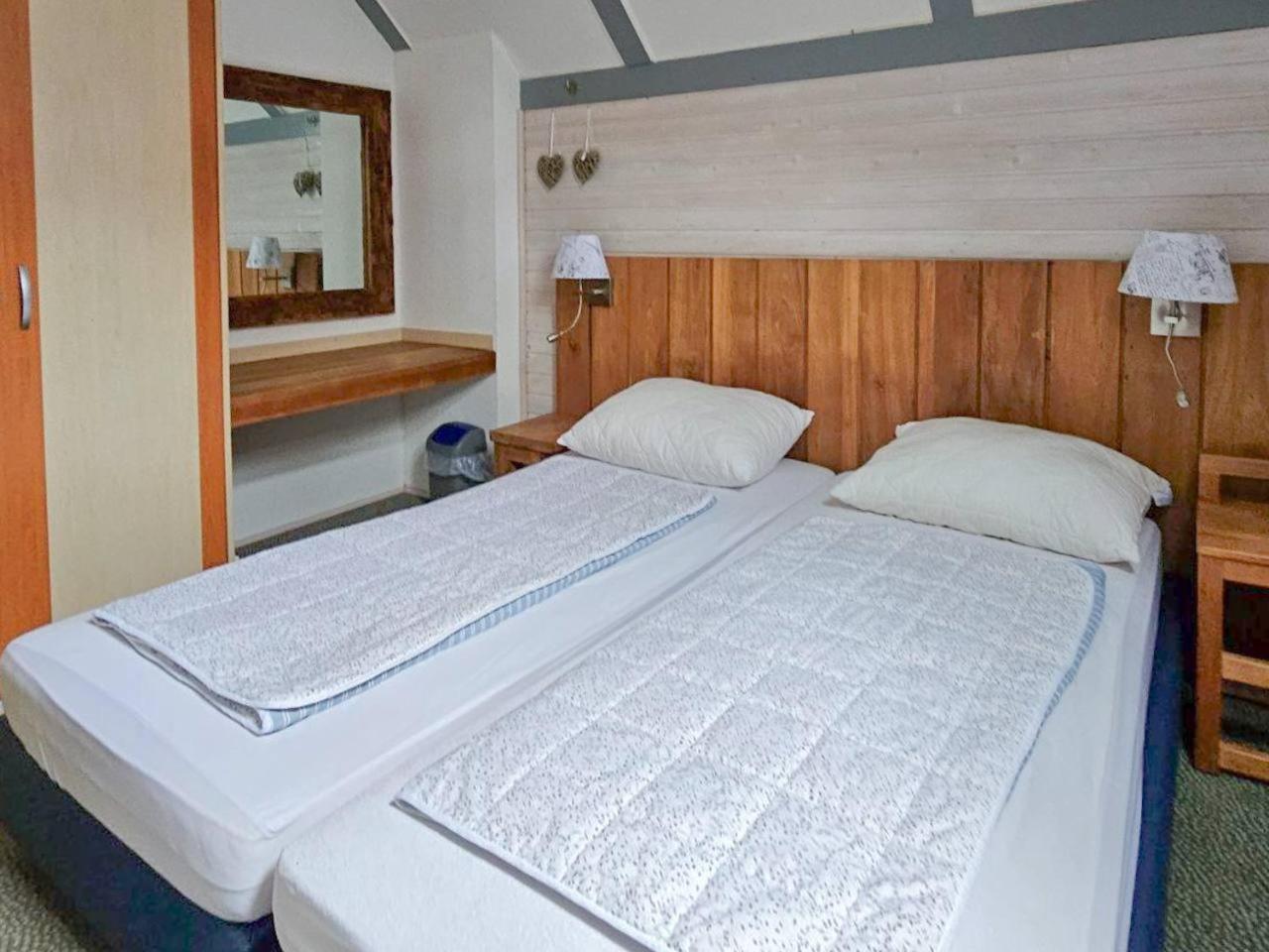 Ferienhaus "Gestiefelter Kater" Am See Im Bergland Kirchheim  Eksteriør bilde